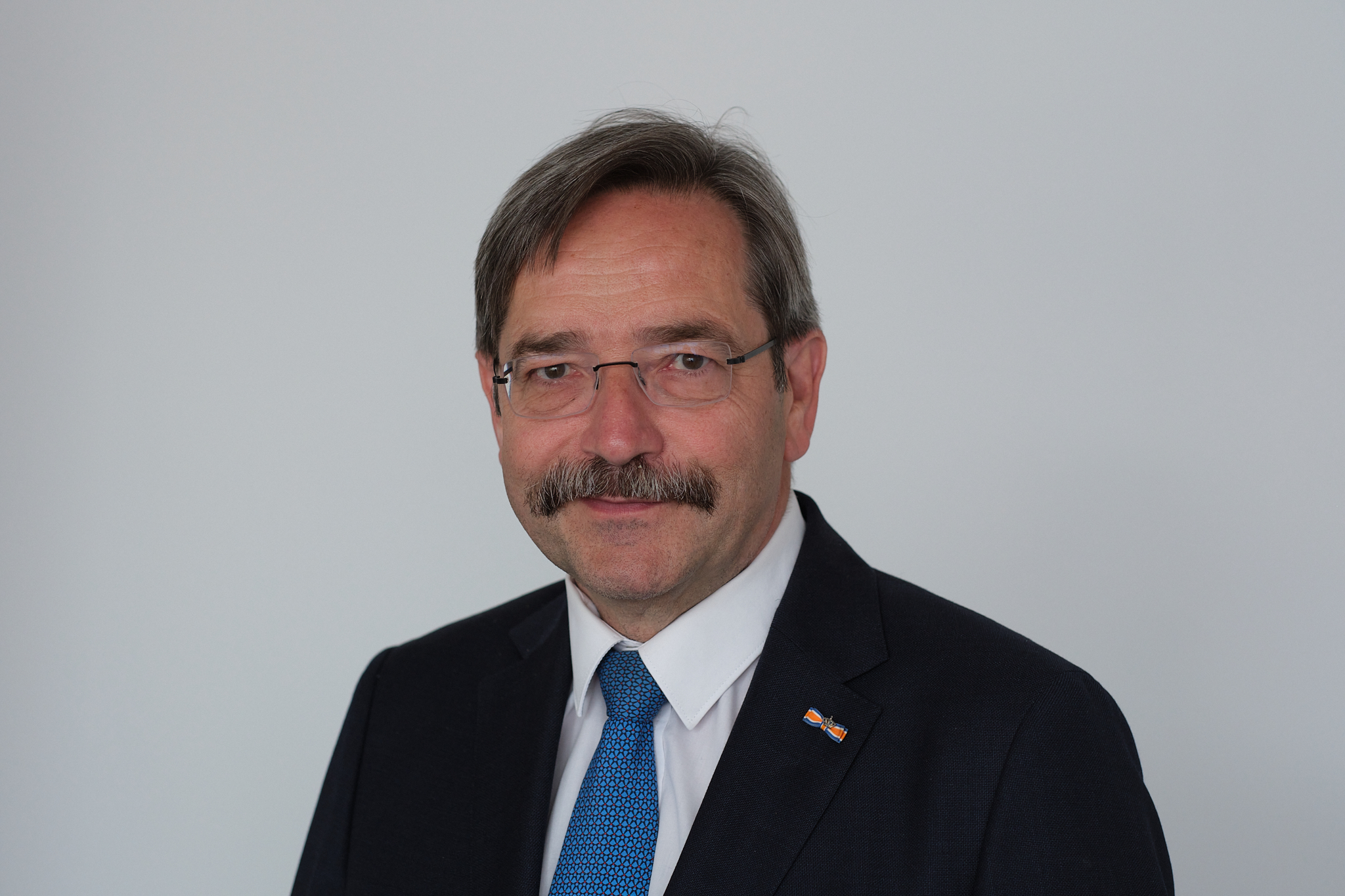 drs. T.J.F.M.  Bovens  (CDA) 1
